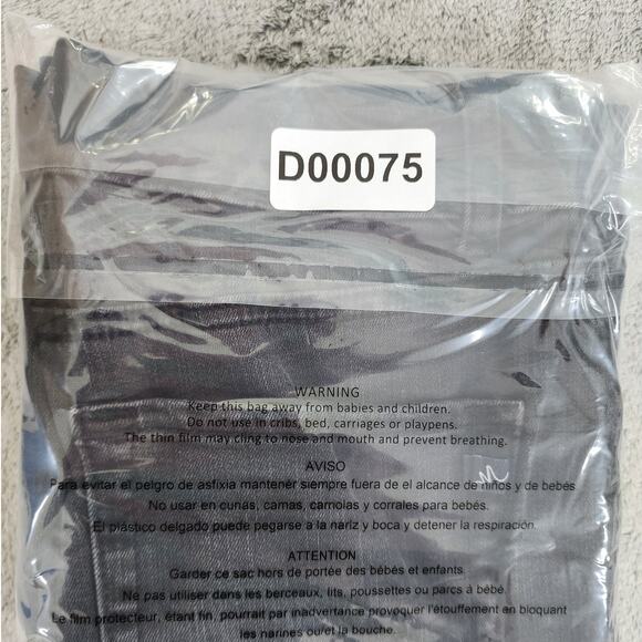 Maurices M. Jeans Women 6 Black Distressed High Rise Skinny Crop Raw Hem Stretch - Picture 12 of 12